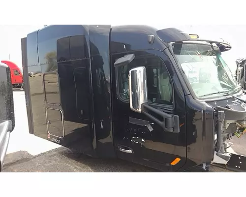 PETERBILT 579 CAB