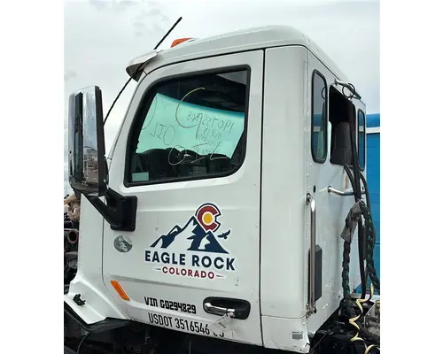 PETERBILT 579 CAB