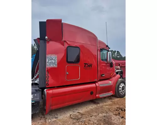 PETERBILT 579 CAB