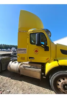 PETERBILT 579 CAB