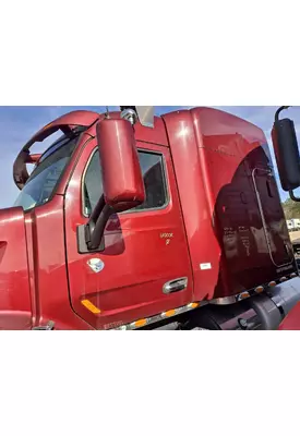 PETERBILT 579 CAB