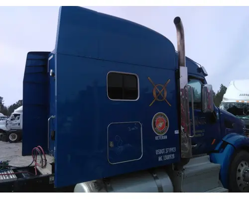 PETERBILT 579 CAB