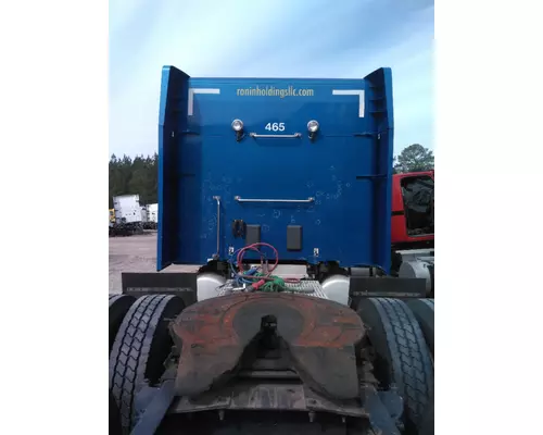 PETERBILT 579 CAB