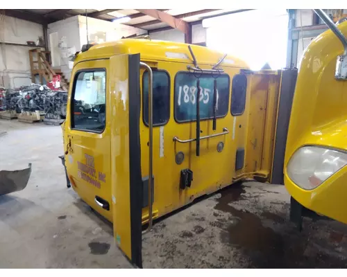 PETERBILT 579 CAB