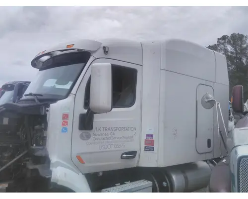 PETERBILT 579 CAB