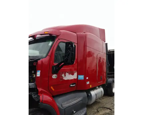 PETERBILT 579 CAB