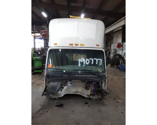 PETERBILT 579 CAB
