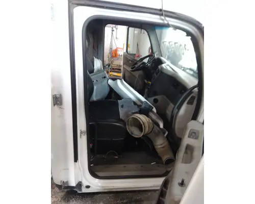 PETERBILT 579 CAB