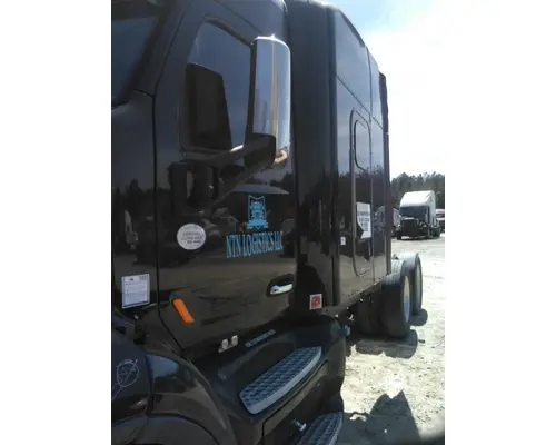 PETERBILT 579 CAB