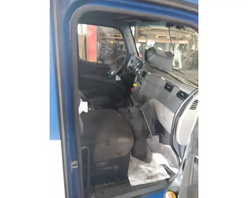 PETERBILT 579 CAB