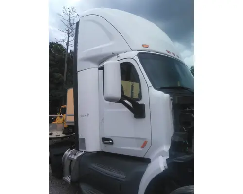 PETERBILT 579 CAB