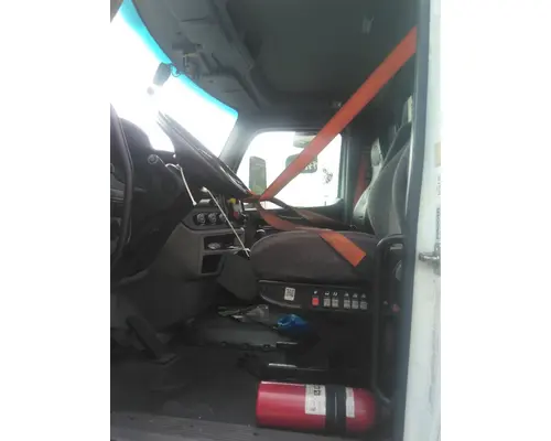 PETERBILT 579 CAB