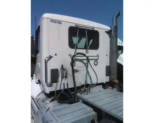 PETERBILT 579 CAB