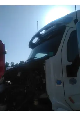 PETERBILT 579 CAB