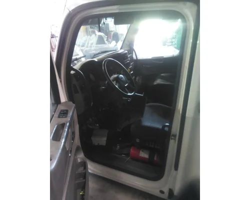 PETERBILT 579 CAB