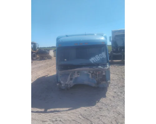 PETERBILT 579 CAB