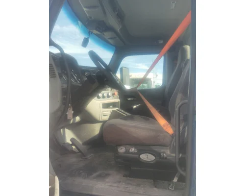 PETERBILT 579 CAB