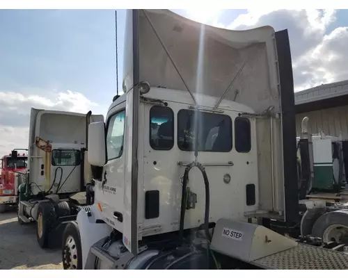 PETERBILT 579 CAB