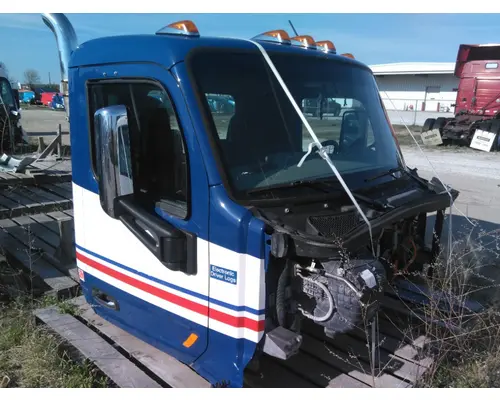 PETERBILT 579 CAB
