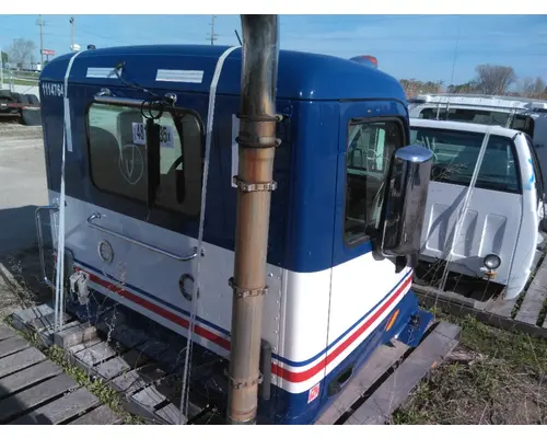 PETERBILT 579 CAB