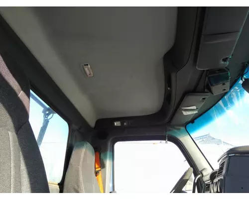 PETERBILT 579 CAB