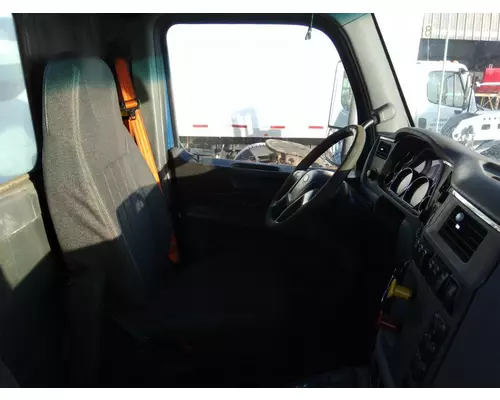 PETERBILT 579 CAB
