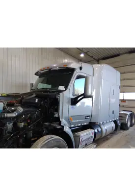 PETERBILT 579 CAB