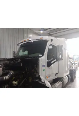 PETERBILT 579 CAB
