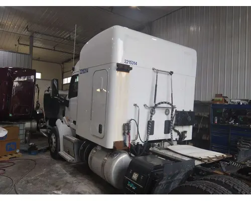 PETERBILT 579 CAB