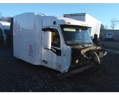PETERBILT 579 CAB