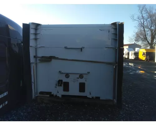 PETERBILT 579 CAB