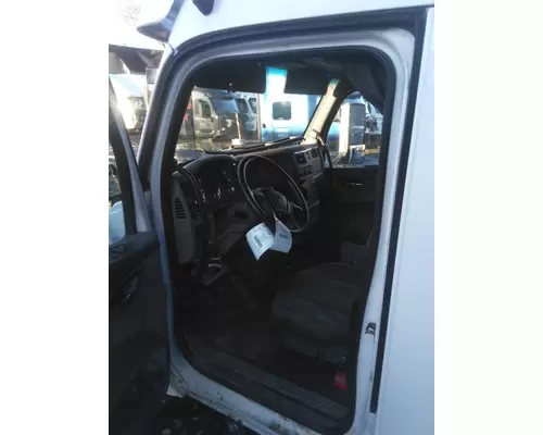 PETERBILT 579 CAB