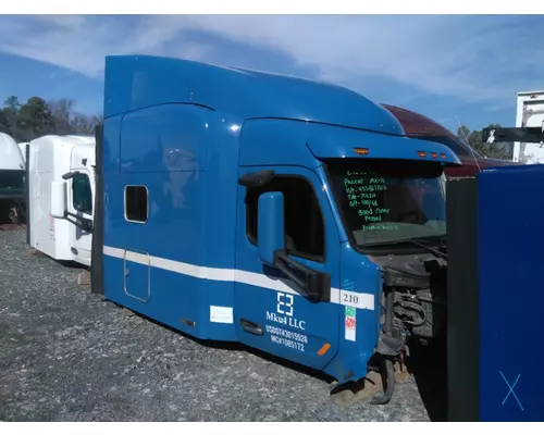PETERBILT 579 CAB