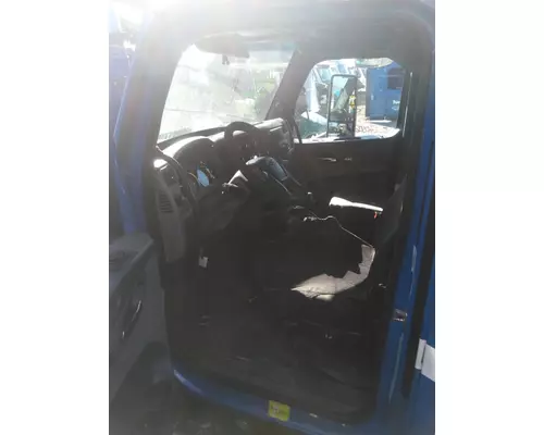 PETERBILT 579 CAB
