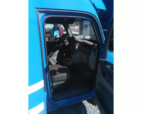 PETERBILT 579 CAB