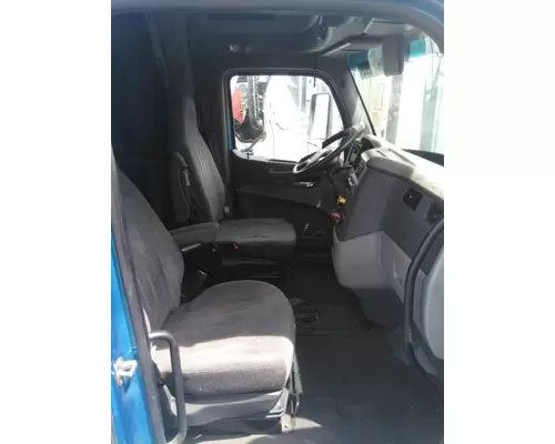 PETERBILT 579 CAB