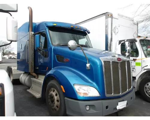 PETERBILT 579 CAB