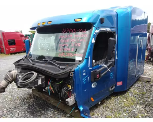 PETERBILT 579 CAB