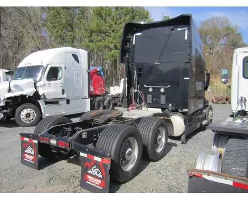 PETERBILT 579 CAB