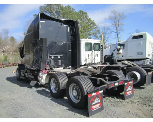 PETERBILT 579 CAB