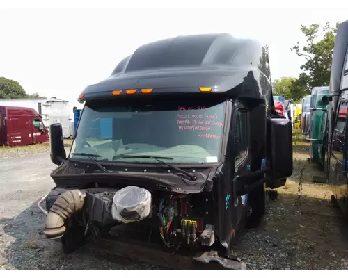 PETERBILT 579 CAB
