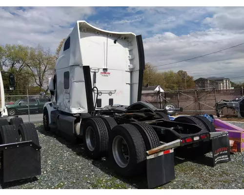 PETERBILT 579 CAB