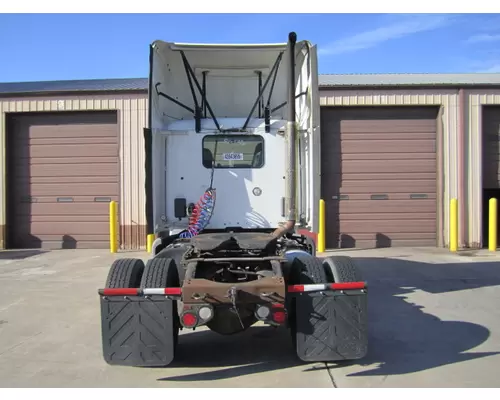 PETERBILT 579 CAB