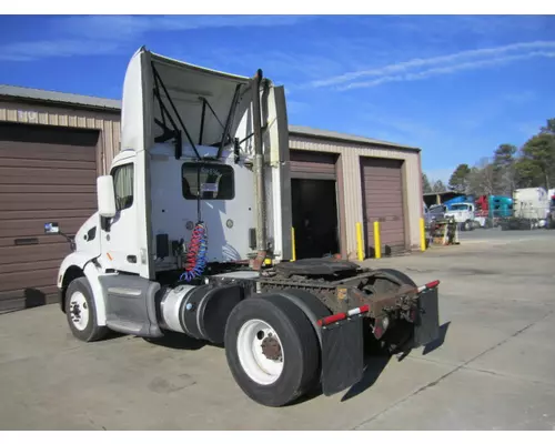 PETERBILT 579 CAB