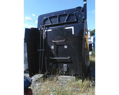 PETERBILT 579 CAB