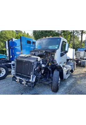 PETERBILT 579 CAB