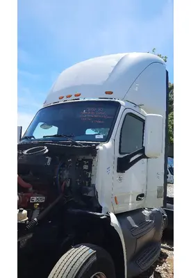 PETERBILT 579 CAB