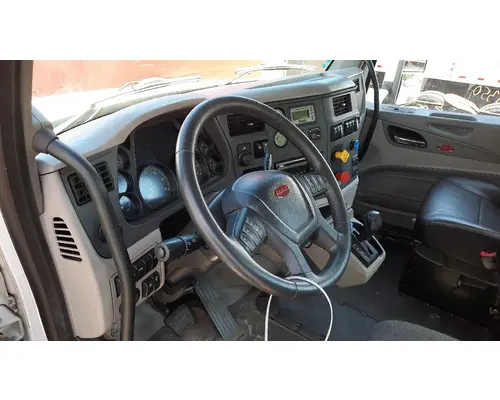 PETERBILT 579 CAB