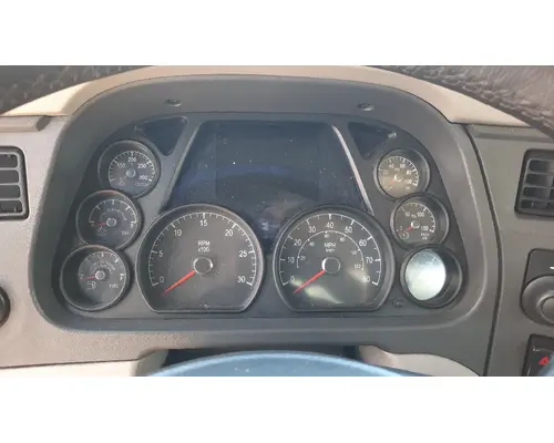 PETERBILT 579 CAB