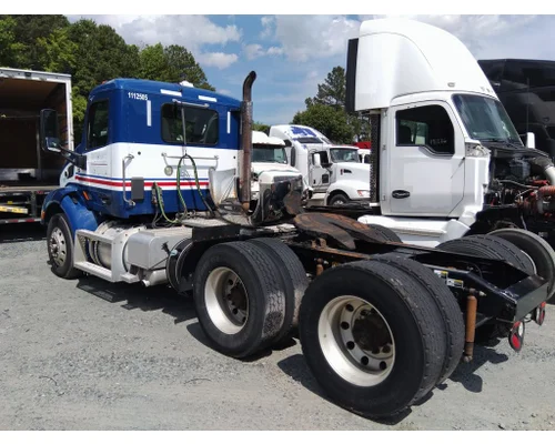 PETERBILT 579 CAB